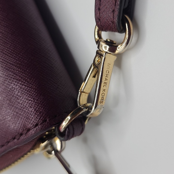 Michael Kors Large Continental Wallet Wristlet Leather, Bordeaux color Like New - Picture 3 of 11